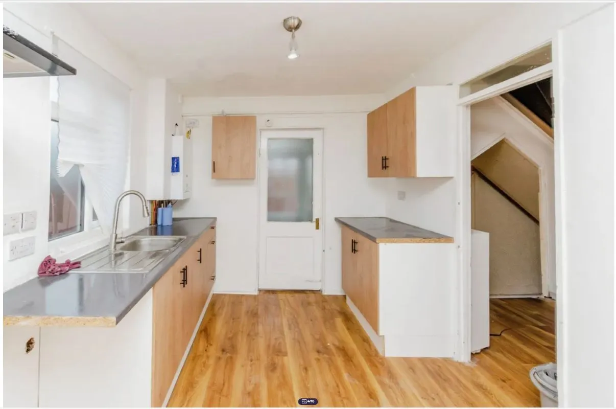 Wolverhampton, West Midlands, WV4 4NN - Online Auctions