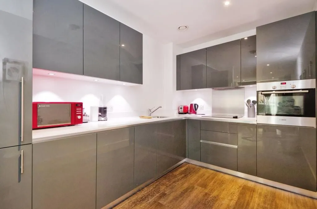 6 Victory Parade, Plumstead Road, London, SE18 6FN - Online Properties