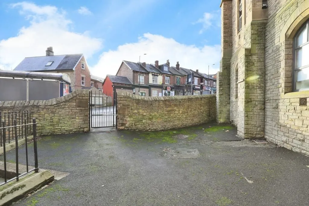 Flat 11 Heritage Hall, 200 Crookes Valley Road, Sheffield, Sheffield, S10 1BA - Online Auctions