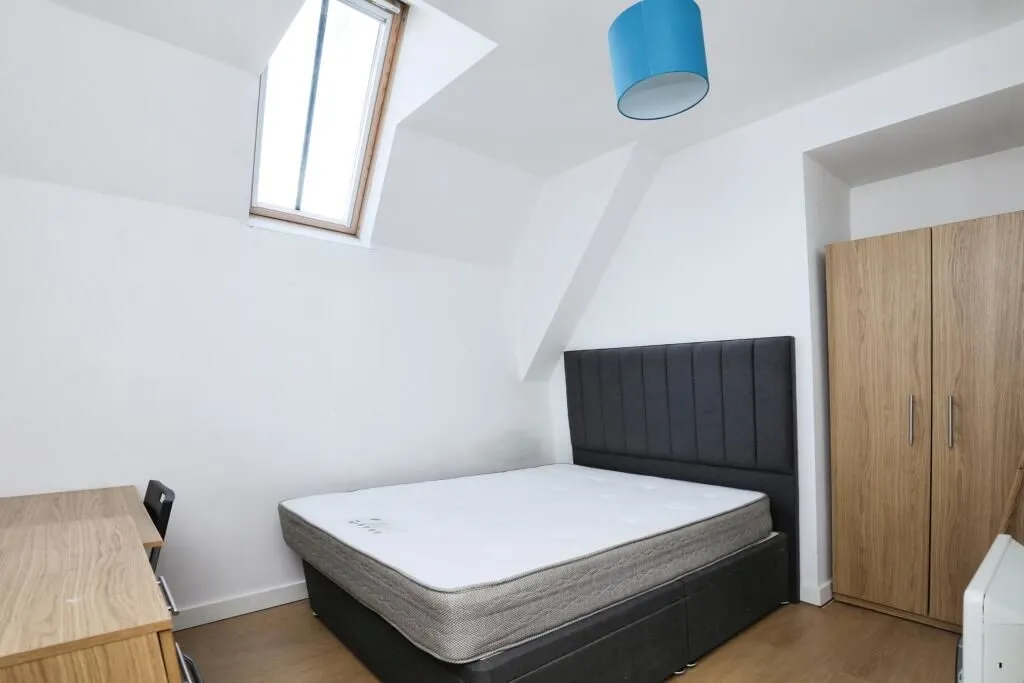 Flat 11 Heritage Hall, 200 Crookes Valley Road, Sheffield, Sheffield, S10 1BA - Online Auctions