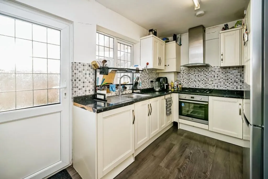 High Wycombe, Buckinghamshire, HP13 6HZ - Online Auctions