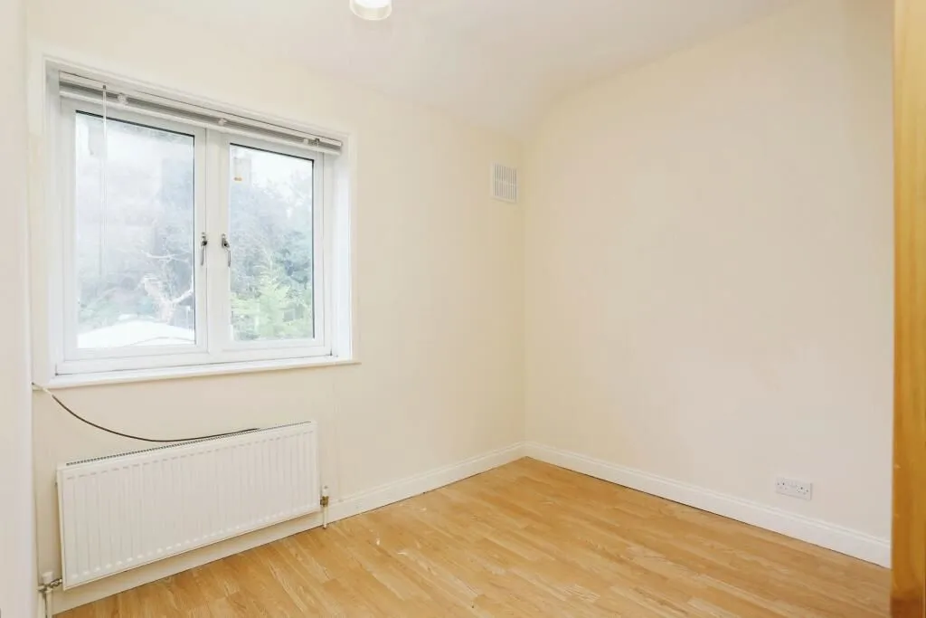 Bromley, Kent, BR1 4RZ - Online Properties