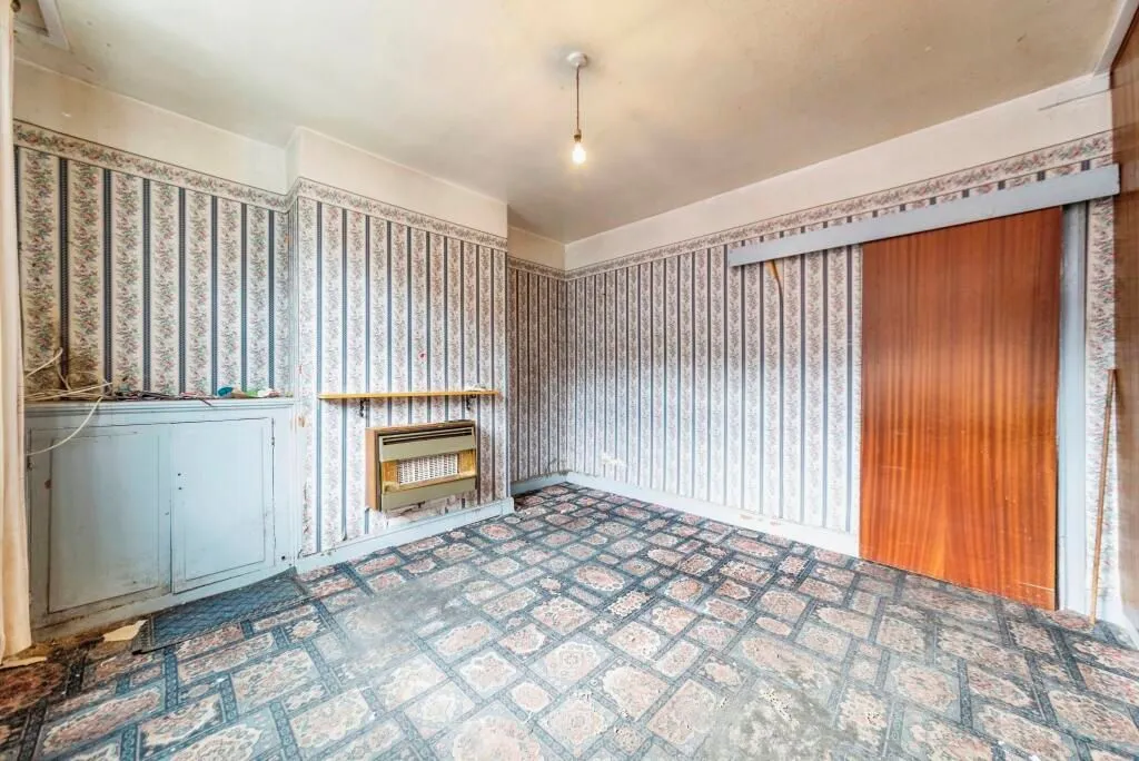 Newark, Nottinghamshire, NG24 4BZ - Online Auctions