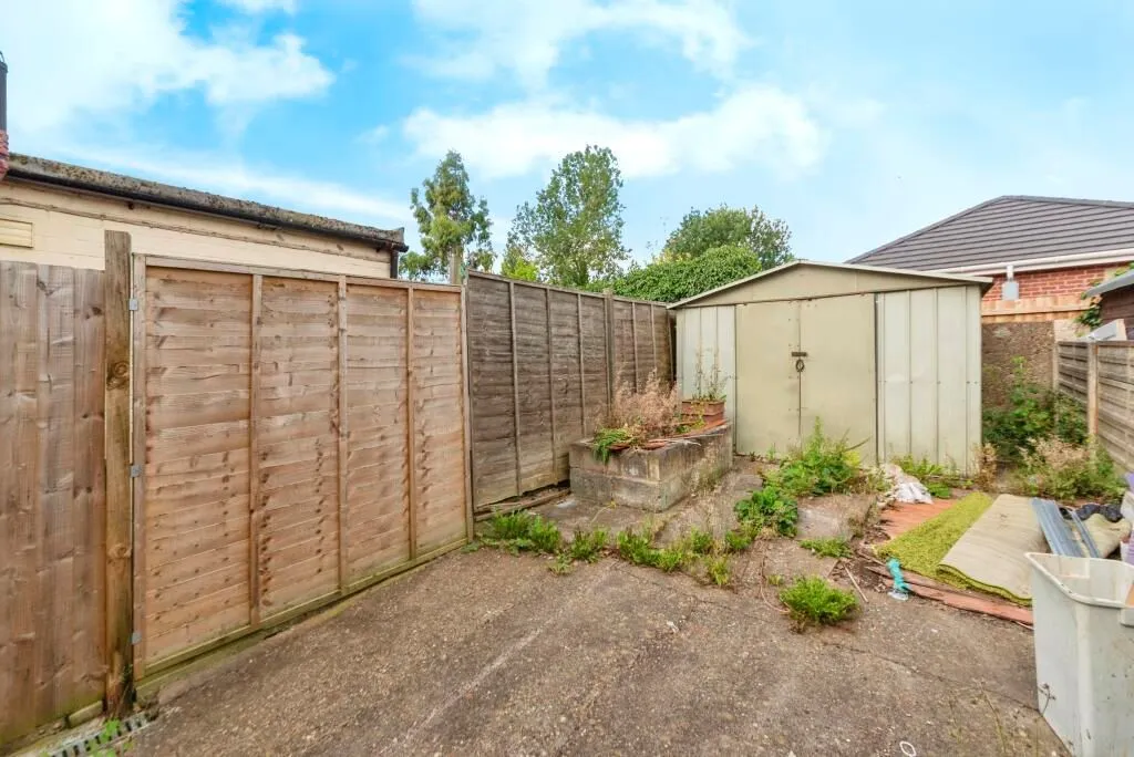 Newark, Nottinghamshire, NG24 4BZ - Online Auctions