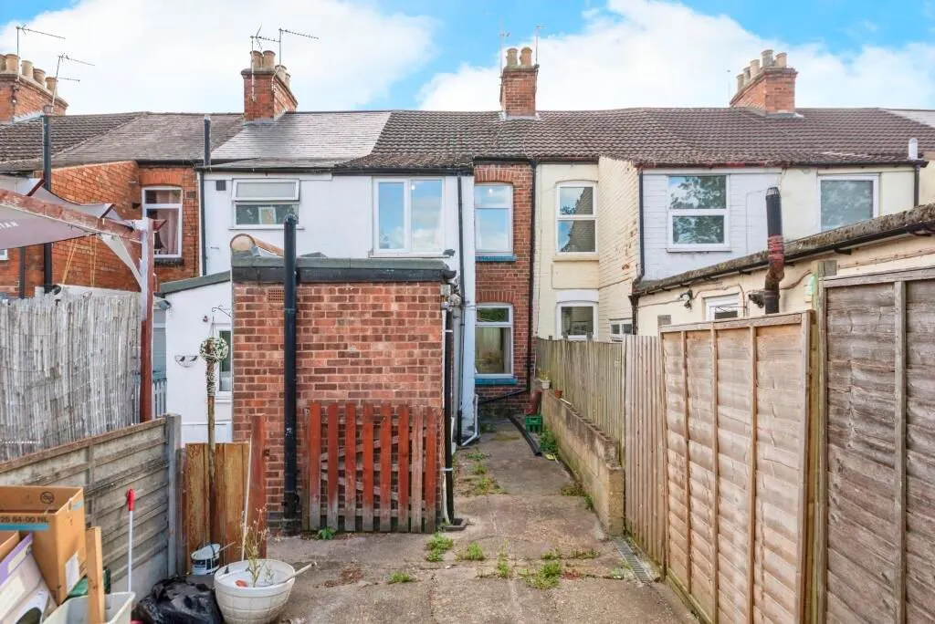 Newark, Nottinghamshire, NG24 4BZ - Online Auctions