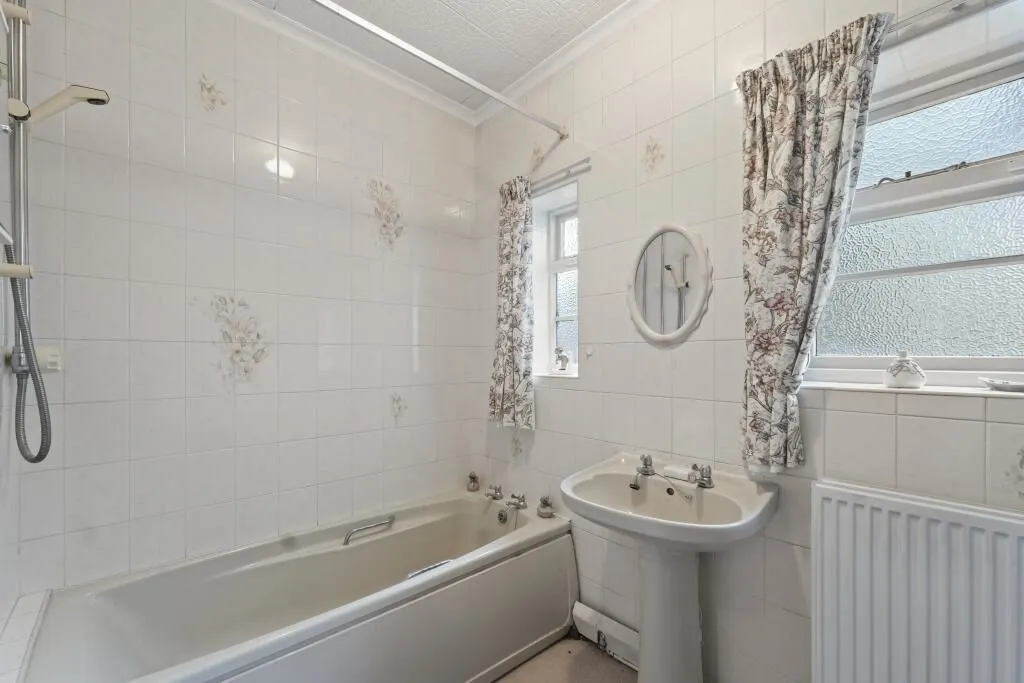 Rotherham, South Yorkshire, S65 3BZ - Online Properties