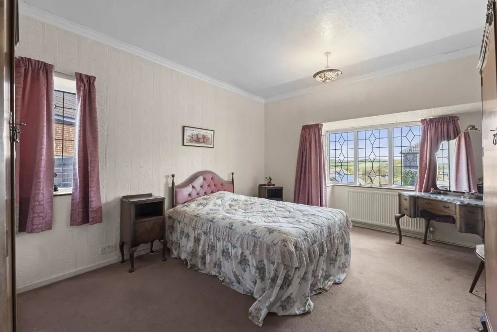 Rotherham, South Yorkshire, S65 3BZ - Online Properties