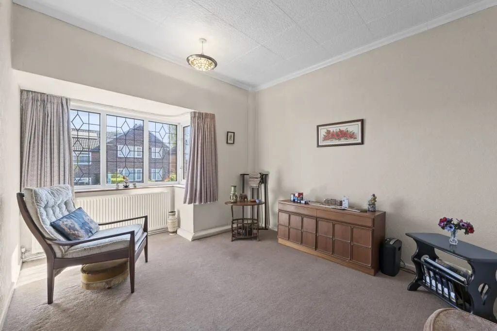 Rotherham, South Yorkshire, S65 3BZ - Online Properties
