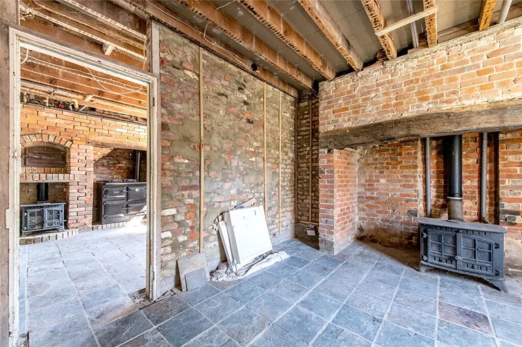 Eastwood Road, Ulcombe, Maidstone, Kent, ME17 1ET - Online Auctions