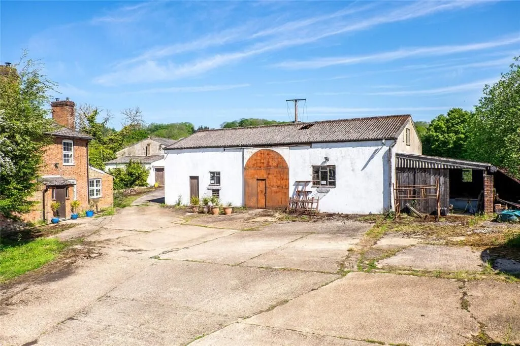 Eastwood Road, Ulcombe, Maidstone, Kent, ME17 1ET - Online Auctions