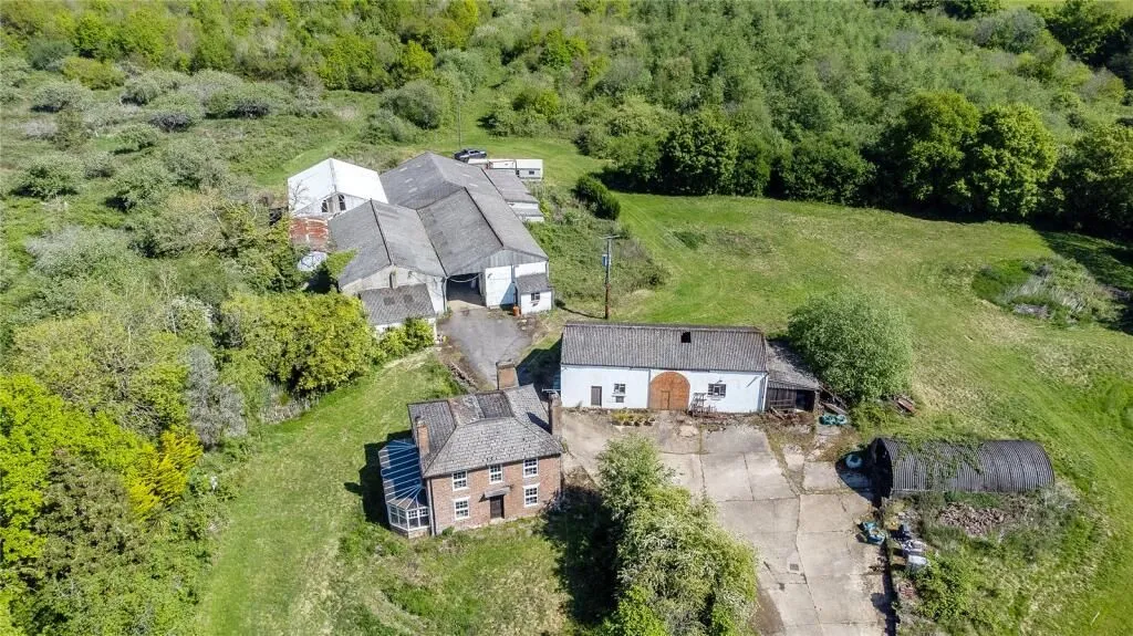 Eastwood Road, Ulcombe, Maidstone, Kent, ME17 1ET - Online Auctions