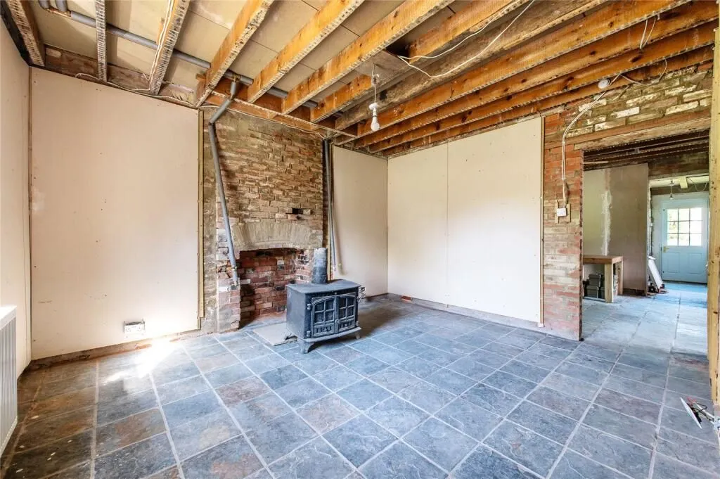 Eastwood Road, Ulcombe, Maidstone, Kent, ME17 1ET - Online Auctions