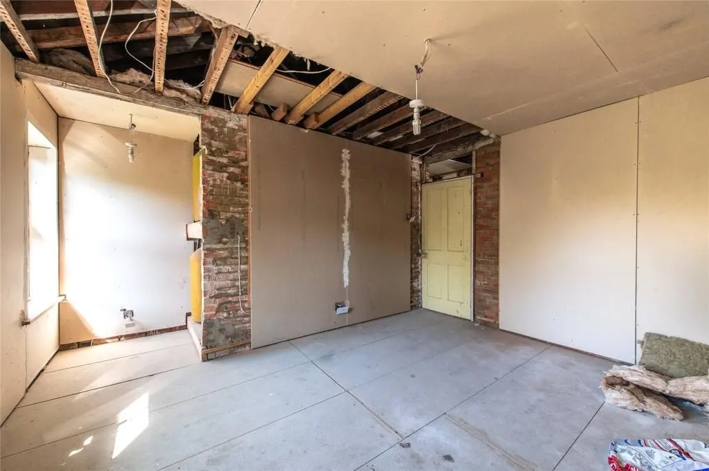 Eastwood Road, Ulcombe, Maidstone, Kent, ME17 1ET - Online Auctions