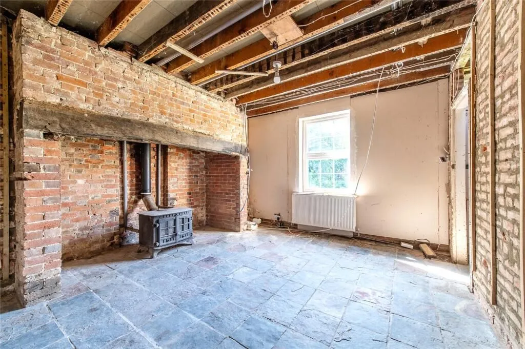 Eastwood Road, Ulcombe, Maidstone, Kent, ME17 1ET - Online Auctions