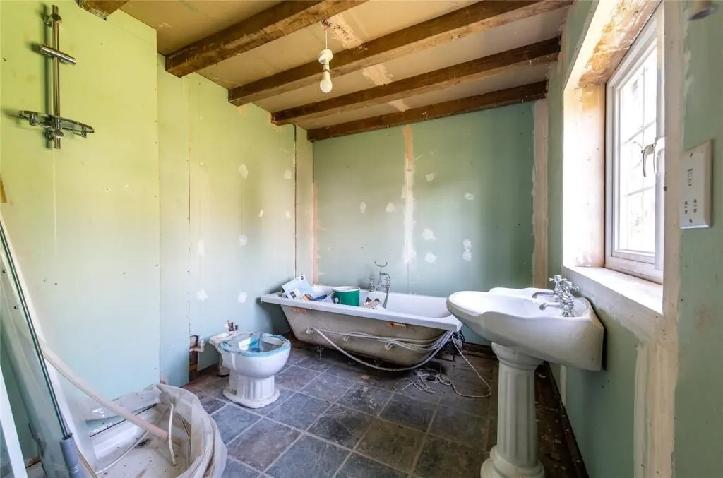 Eastwood Road, Ulcombe, Maidstone, Kent, ME17 1ET - Online Auctions