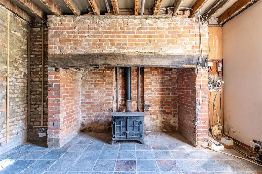 Eastwood Road, Ulcombe, Maidstone, Kent, ME17 1ET - Online Auctions
