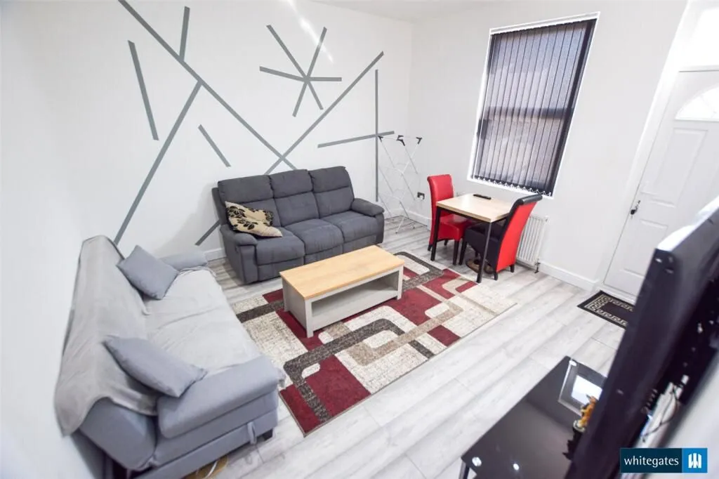 Leeds, West Yorkshire, LS11 0AD - Online Auctions