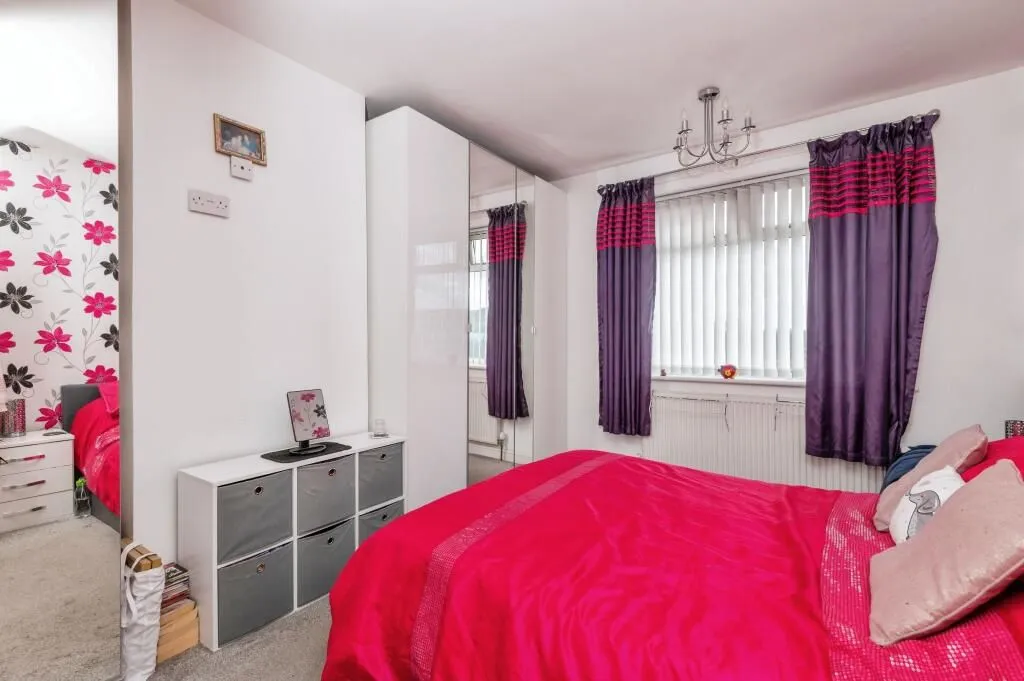 Leeds, West Yorkshire, LS12 4AR - Online Auctions