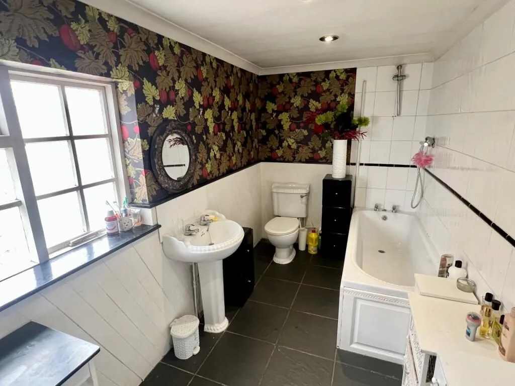 Louth, Lincolnshire, LN11 9BT - Online Properties