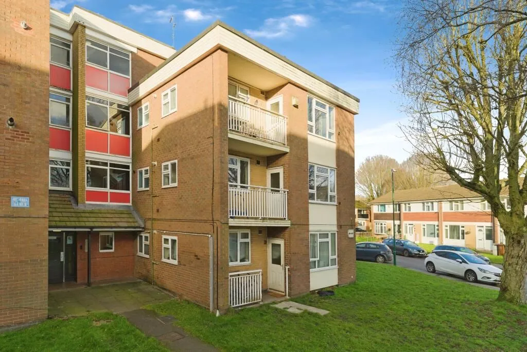 Shirley, Solihull, West Midlands, B90 3PN - Online Auctions