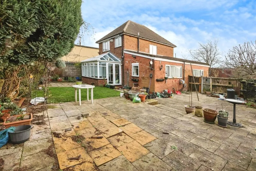 Birmingham, West Midlands, B44 9HB - Online Auctions