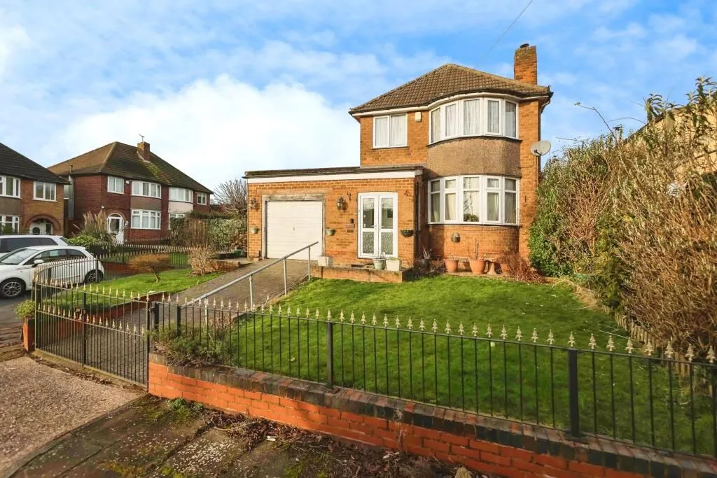 Birmingham, West Midlands, B44 9HB - Online Auctions