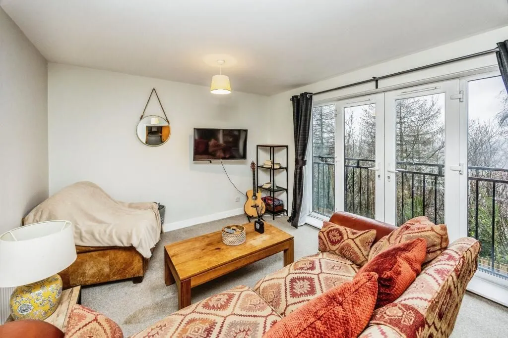 Claremount Road, Halifax, West Yorkshire, HX3 6LJ - Online Properties