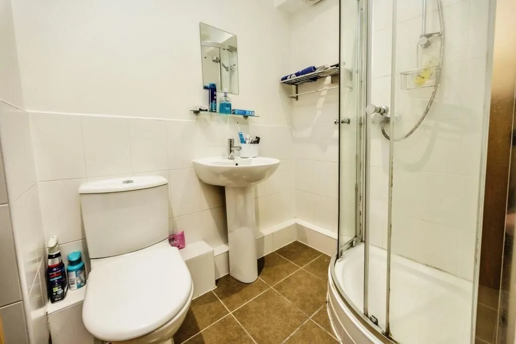 Claremount Road, Halifax, West Yorkshire, HX3 6LJ - Online Properties