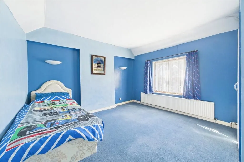 20 Newbury Road, Kingsclere, Newbury, Berkshire, RG20 5SR - Online Auctions