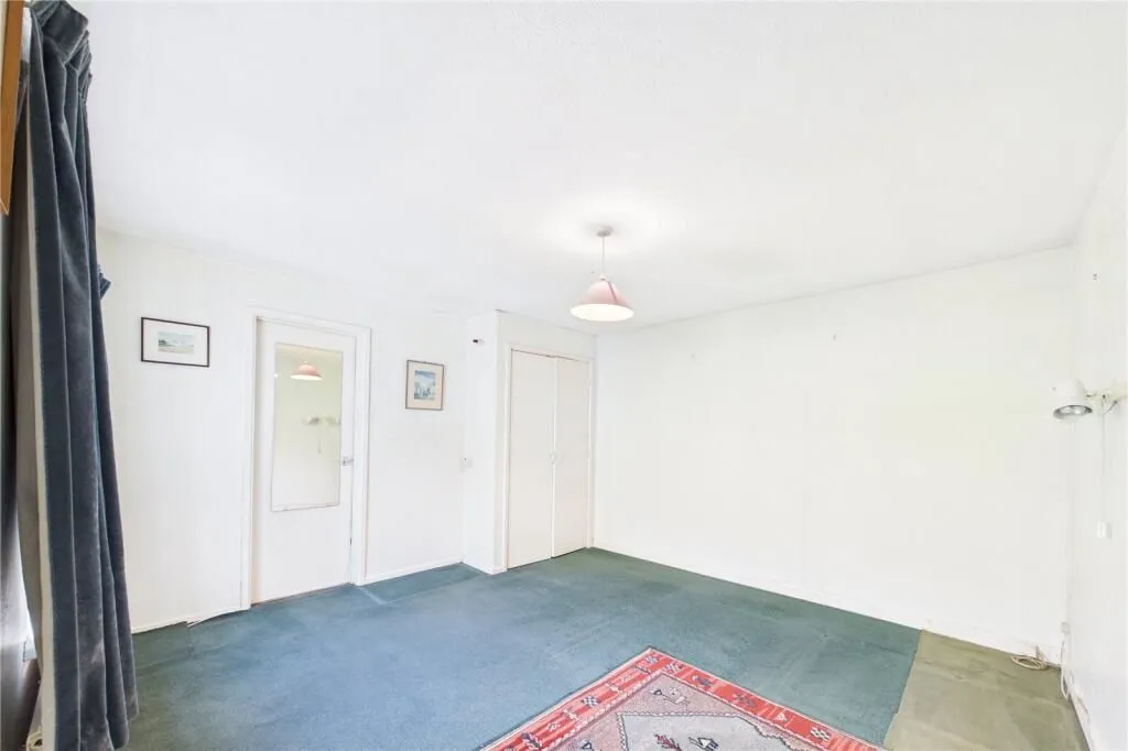 20 Newbury Road, Kingsclere, Newbury, Berkshire, RG20 5SR - Online Auctions