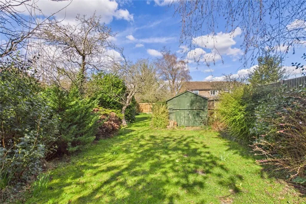 20 Newbury Road, Kingsclere, Newbury, Berkshire, RG20 5SR - Online Auctions