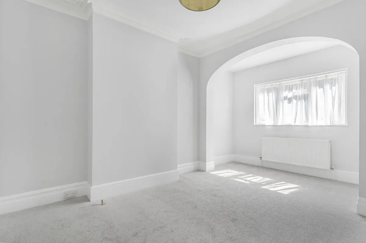 Thornton Heath, Surrey, CR7 7RX - Online Auctions