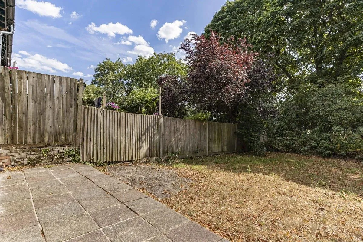 Thornton Heath, Surrey, CR7 7RX - Online Auctions