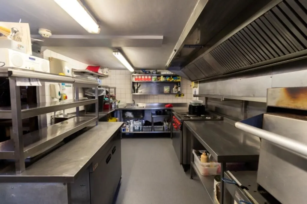 68 High Street, Bewdley, Worcestershire, DY12 2DJ - Online Auctions