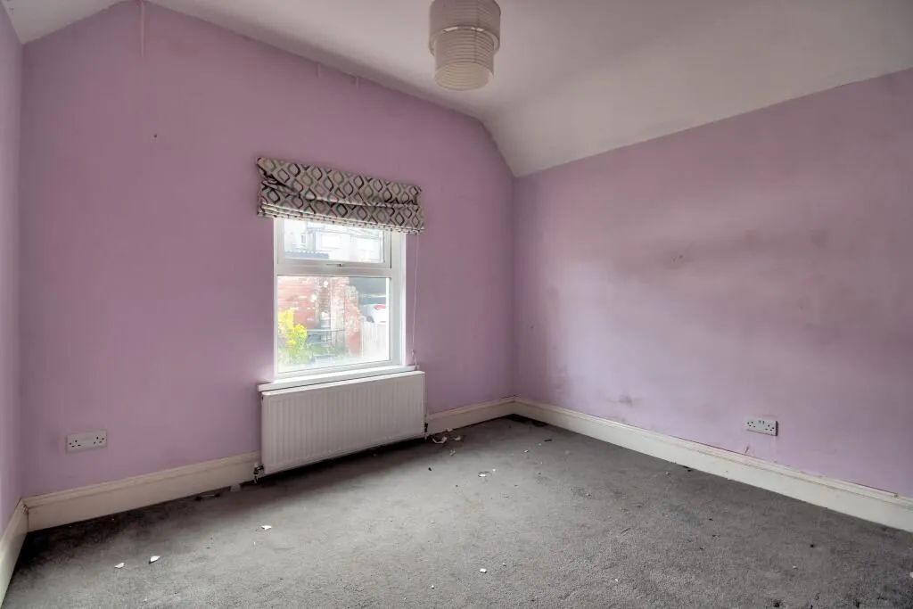 Newport, Gwent, NP20 4HY - Online Auctions