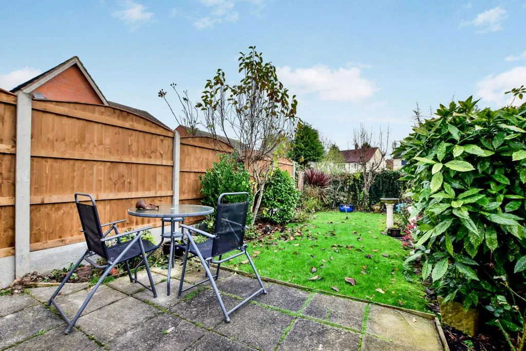 Wythenshawe, Manchester, Lancashire, M22 1TQ - Online Auctions