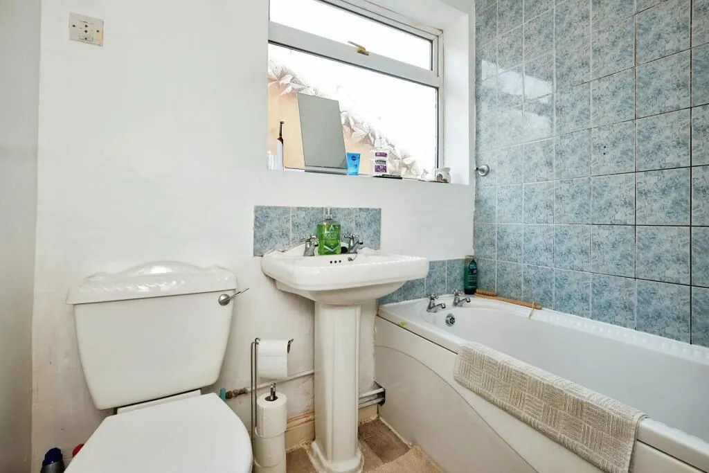 Birmingham, West Midlands, B23 7HR - Online Auctions