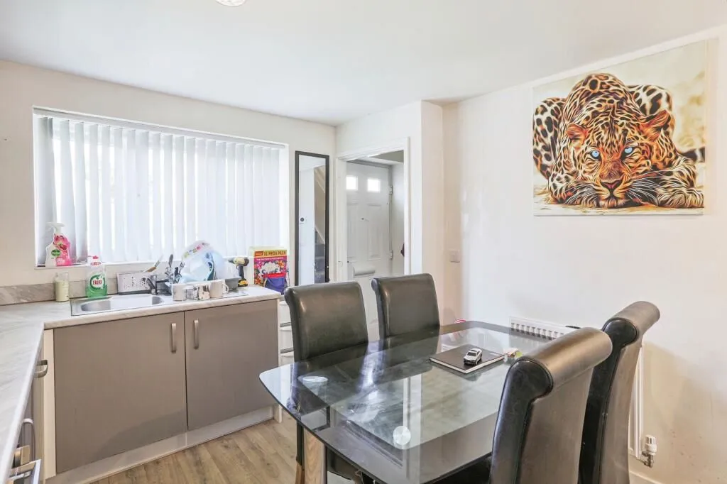 Leeds, West Yorkshire, LS9 0HN - Online Auctions