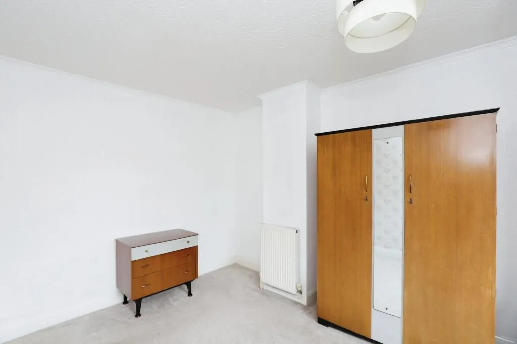 Sheffield, South Yorkshire, S13 9QY - Online Auctions