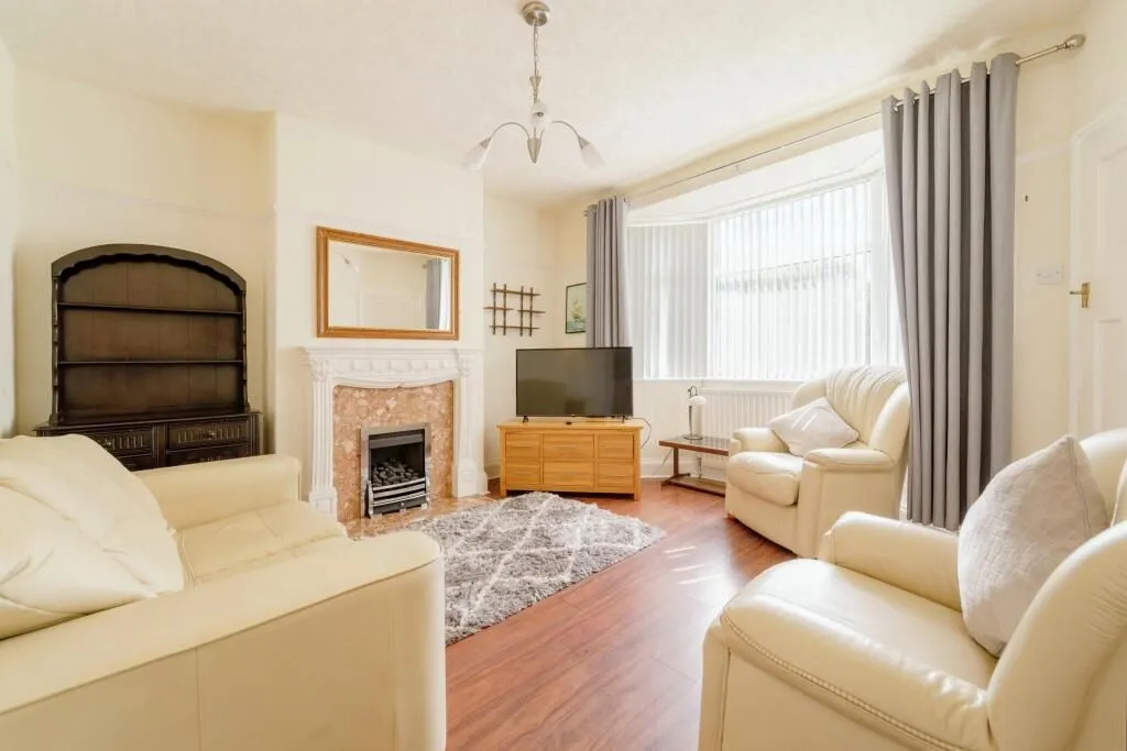 Nelson, Lancashire, BB9 0PB - Online Auctions