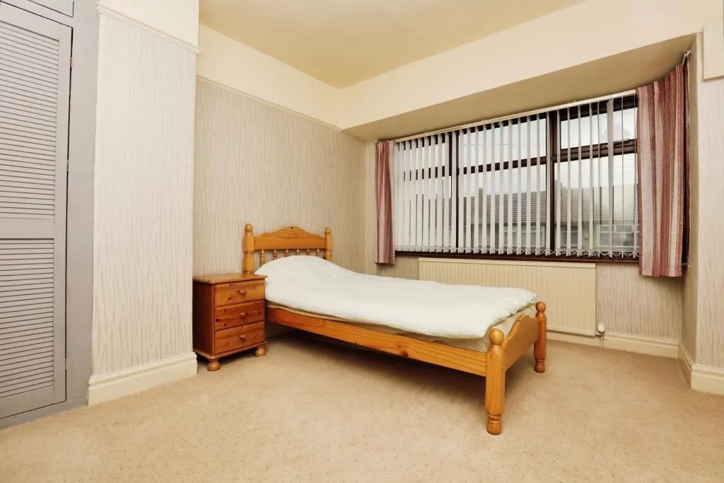 Bootle, Merseyside, L20 9NL - Online Auctions