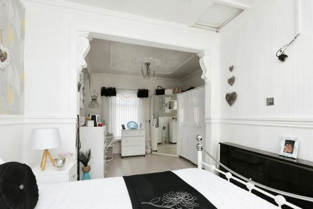 Liverpool, Merseyside, L4 4EB - Online Auctions