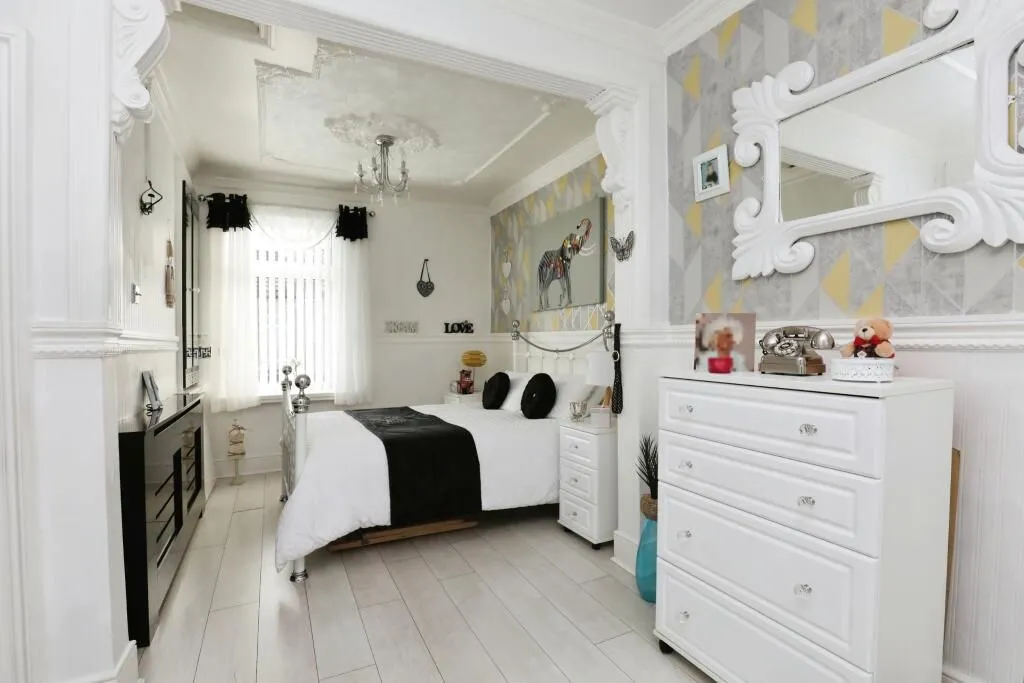 Liverpool, Merseyside, L4 4EB - Online Auctions