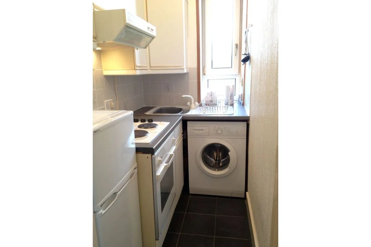 159 Hardgate, Aberdeen, Aberdeenshire, AB11 6XQ - Online Auctions