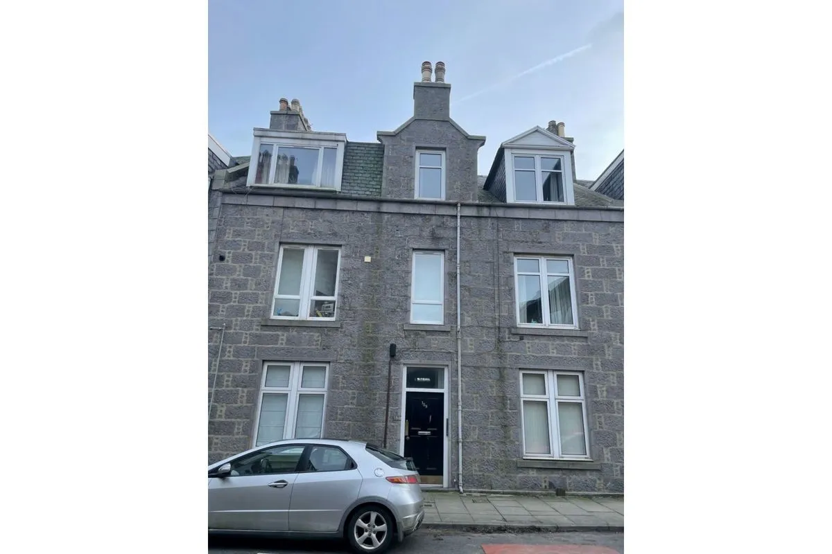 159 Hardgate, Aberdeen, Aberdeenshire, AB11 6XQ - Online Auctions
