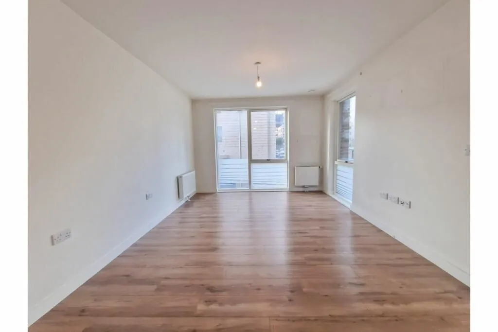 Orvis Court, 12 Mizzen Street, Barking, Essex, IG11 7RZ - Online Auctions