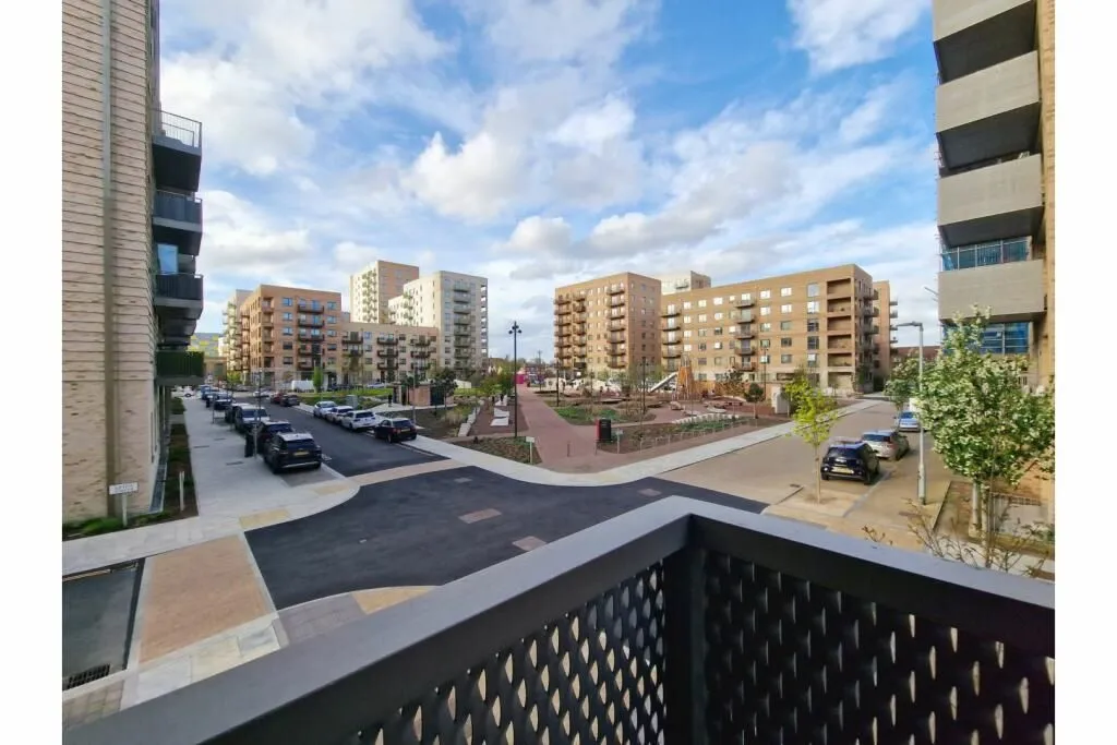 Orvis Court, 12 Mizzen Street, Barking, Essex, IG11 7RZ - Online Auctions