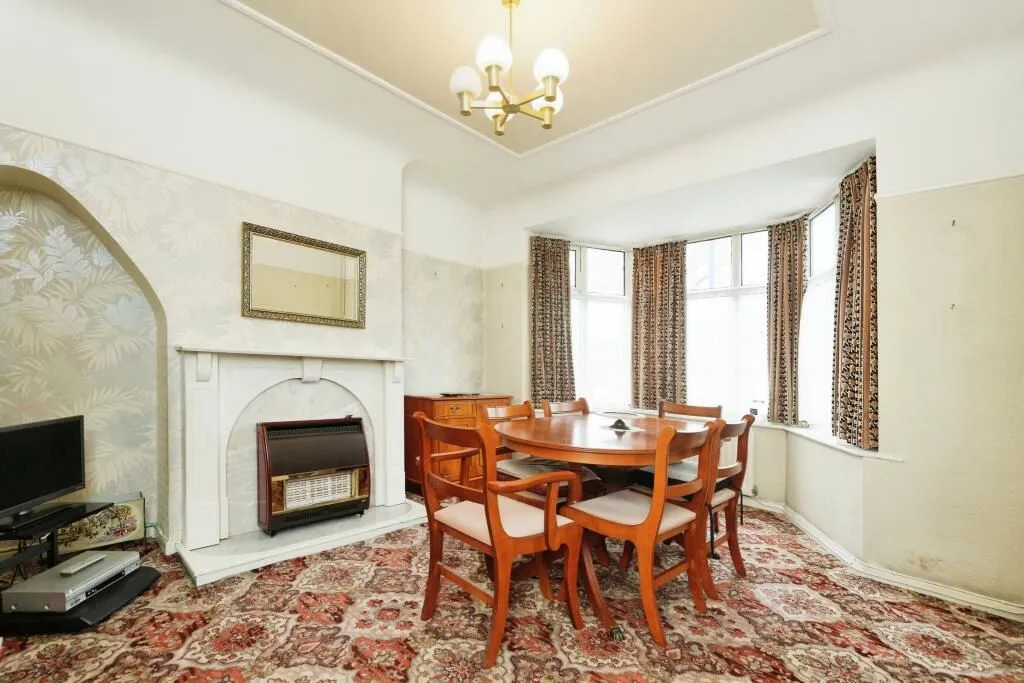 Brodie Avenue, Liverpool, Merseyside, L19 7ND - Online Auctions