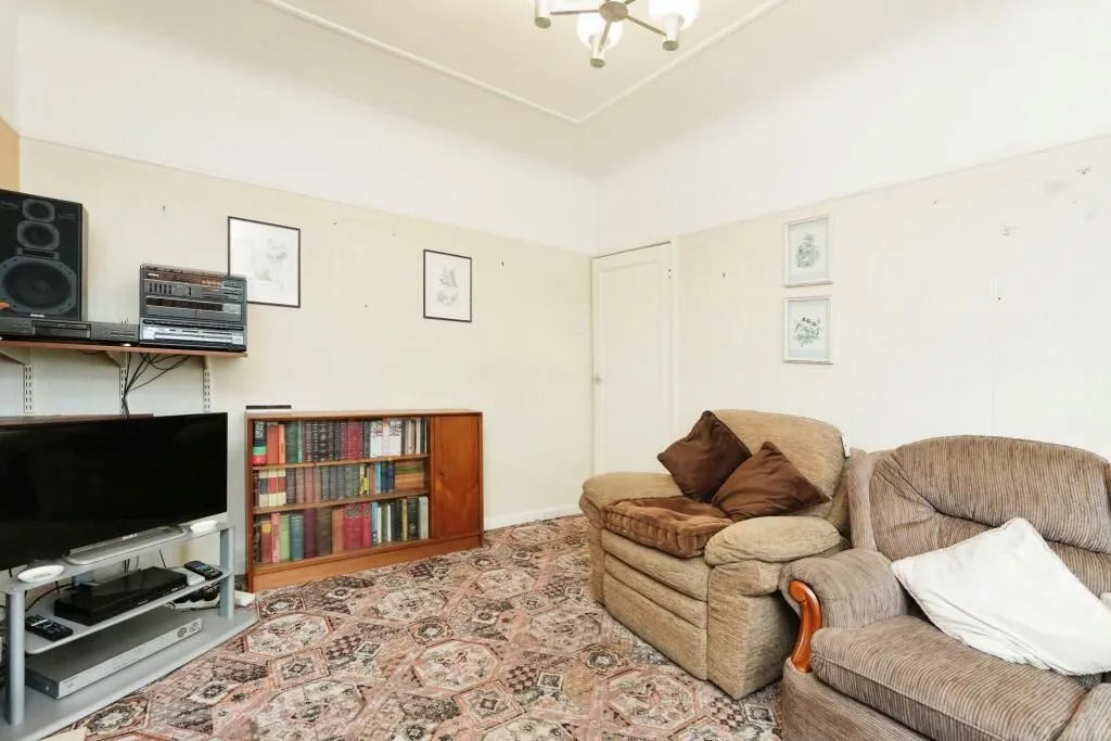 Brodie Avenue, Liverpool, Merseyside, L19 7ND - Online Auctions