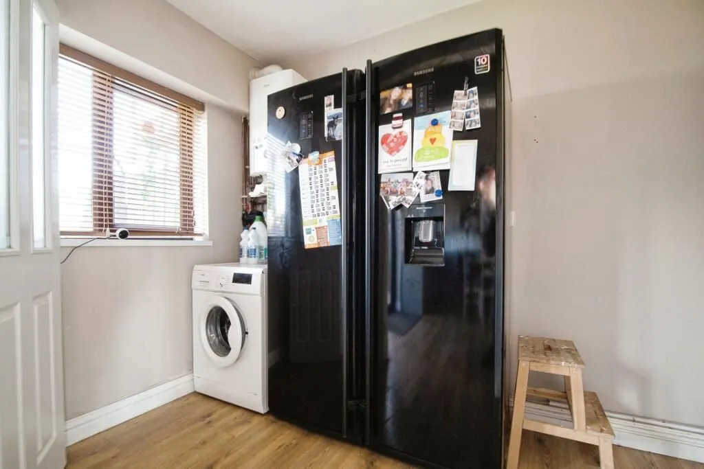 Hull, North Humberside, HU8 9SP - Online Auctions
